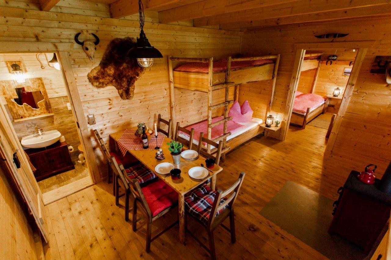 Horse Lake Ranch Neuendorf  Esterno foto